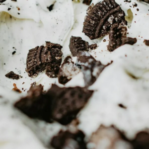 cookies and cream dirt dessert