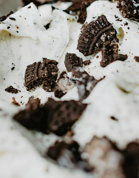 cookies and cream dirt dessert